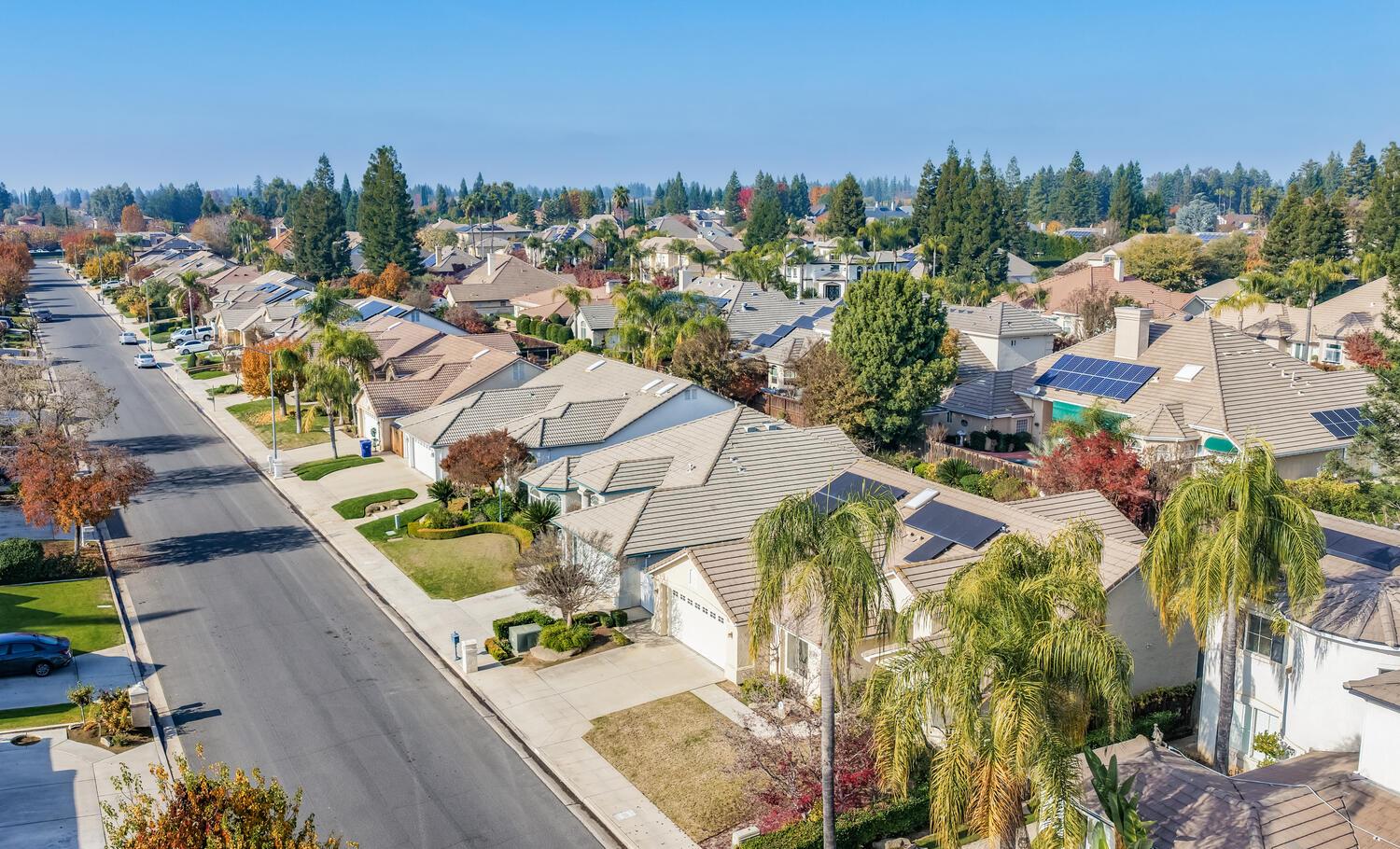 2170 W Beechwood Ave, Fresno, CA 93711