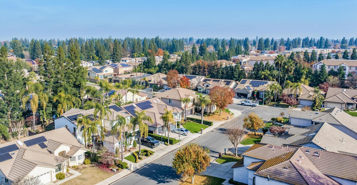 2170 W Beechwood Ave, Fresno, CA 93711