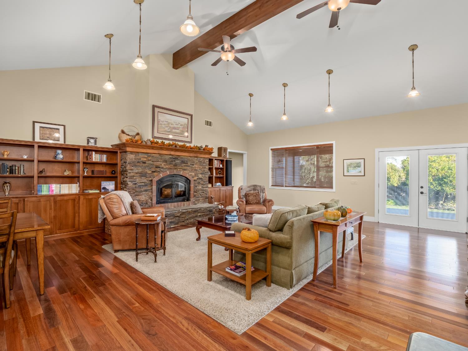 16787 Paula Rd, Madera, CA 93636