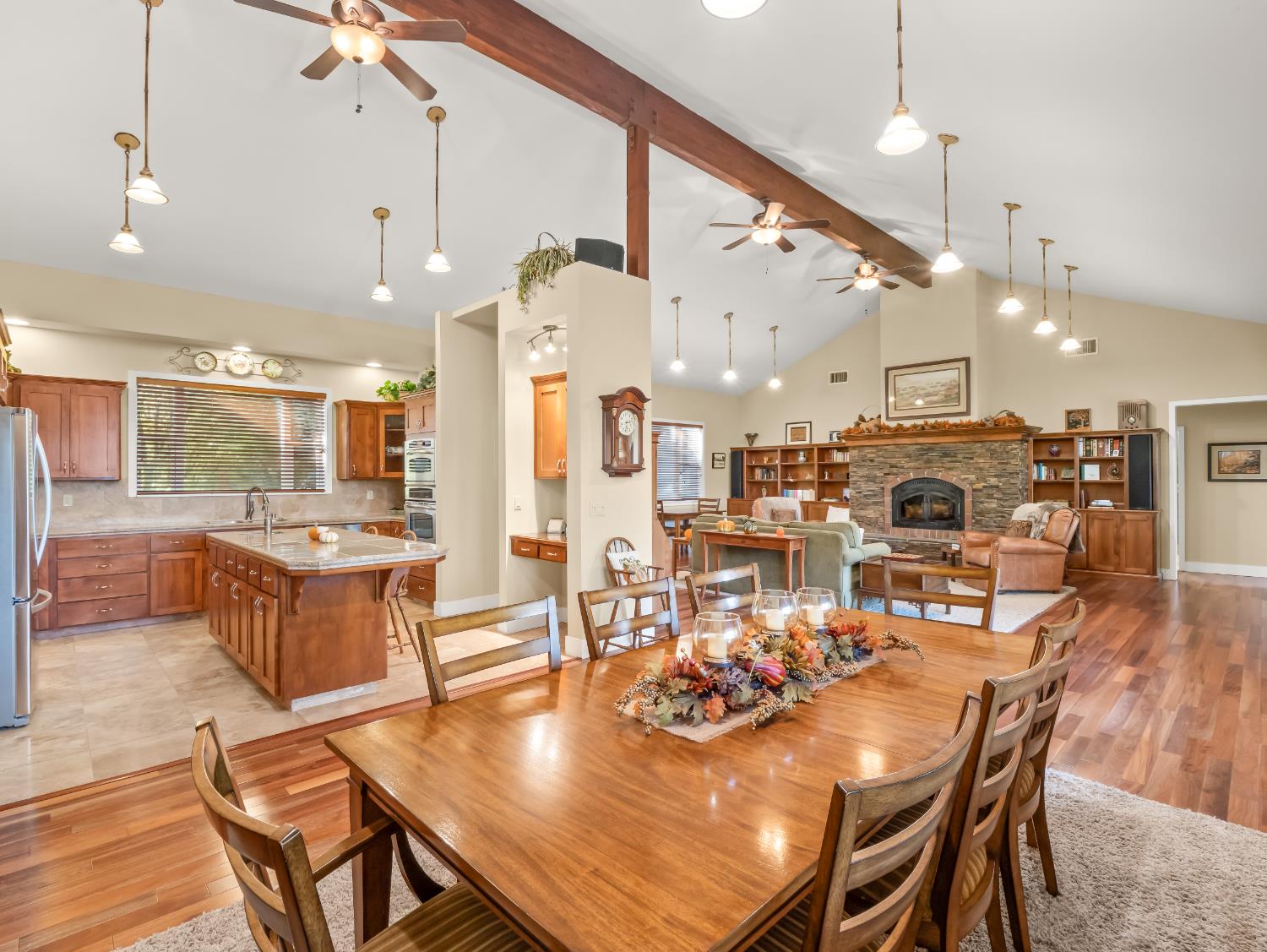 16787 Paula Rd, Madera, CA 93636