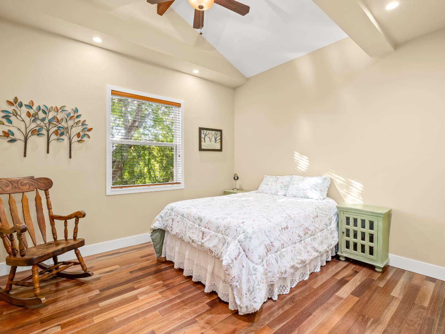 16787 Paula Rd, Madera, CA 93636