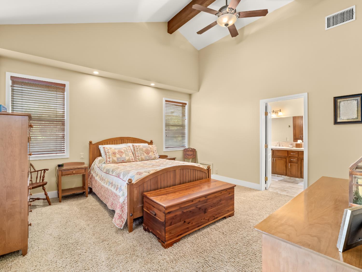 16787 Paula Rd, Madera, CA 93636