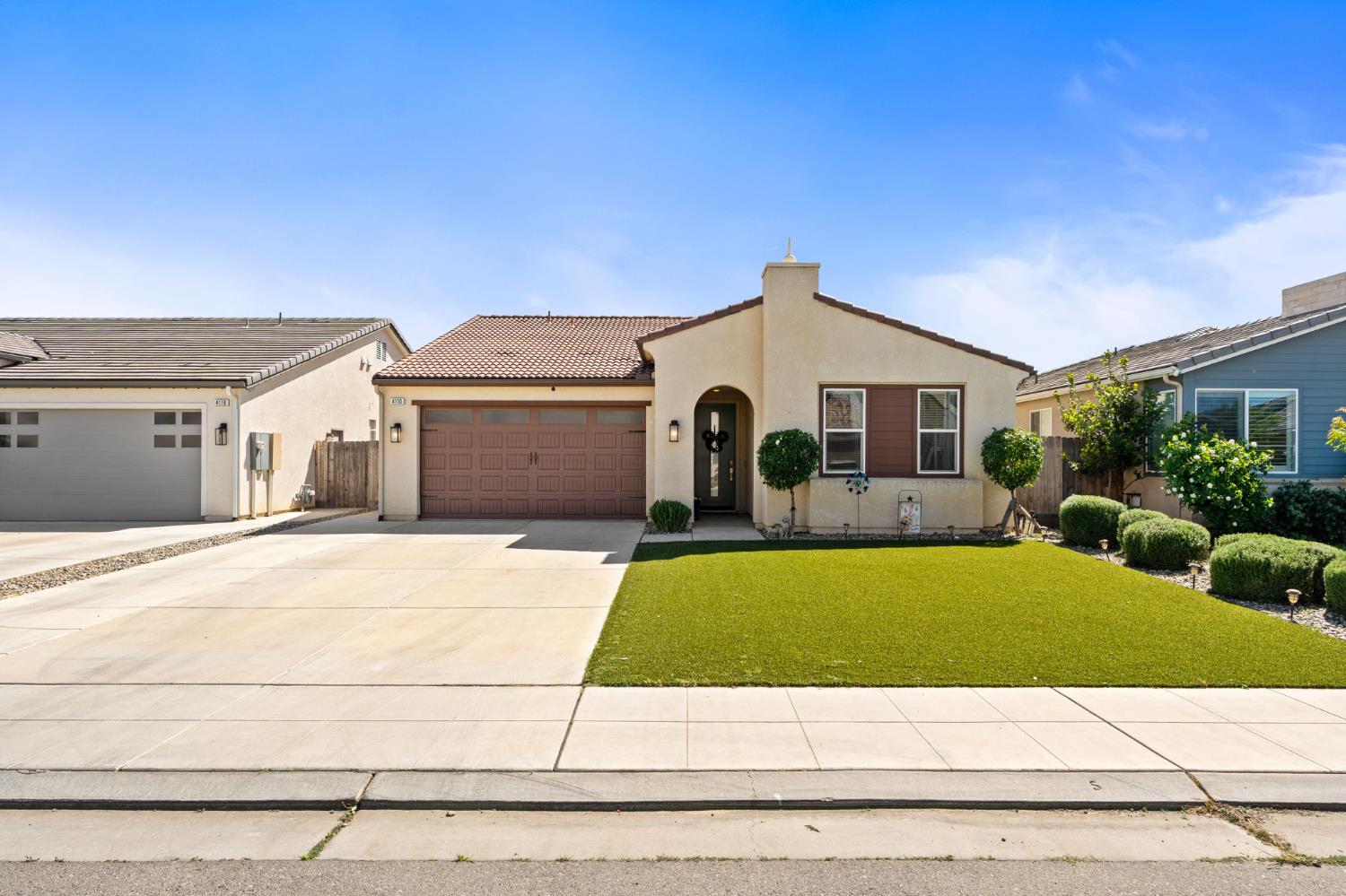 4110 Sussex Ave, Clovis, CA 93619