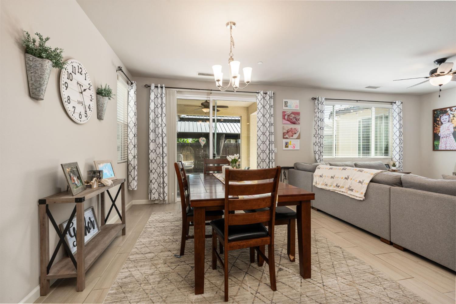 4110 Sussex Ave, Clovis, CA 93619