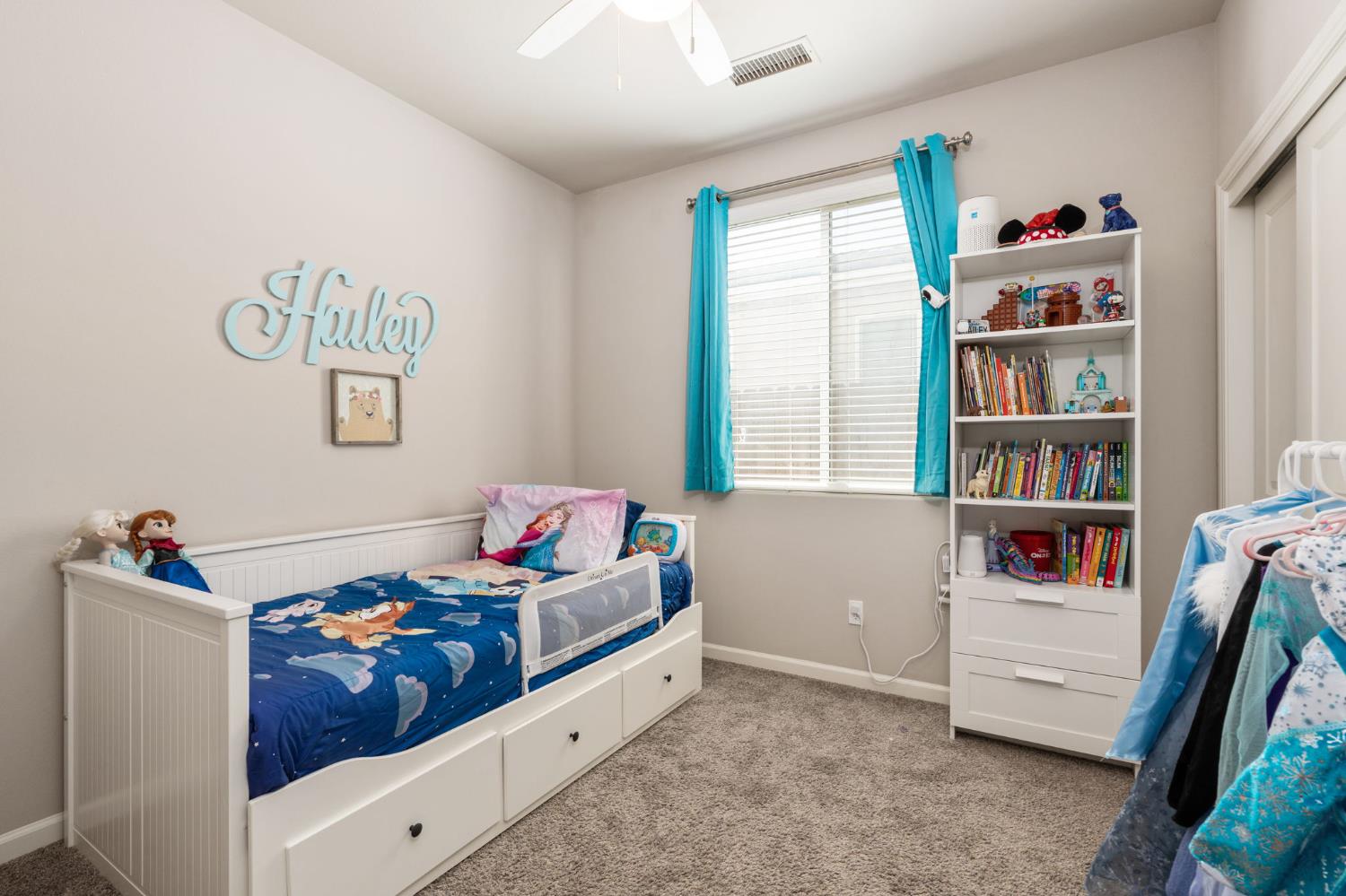 4110 Sussex Ave, Clovis, CA 93619