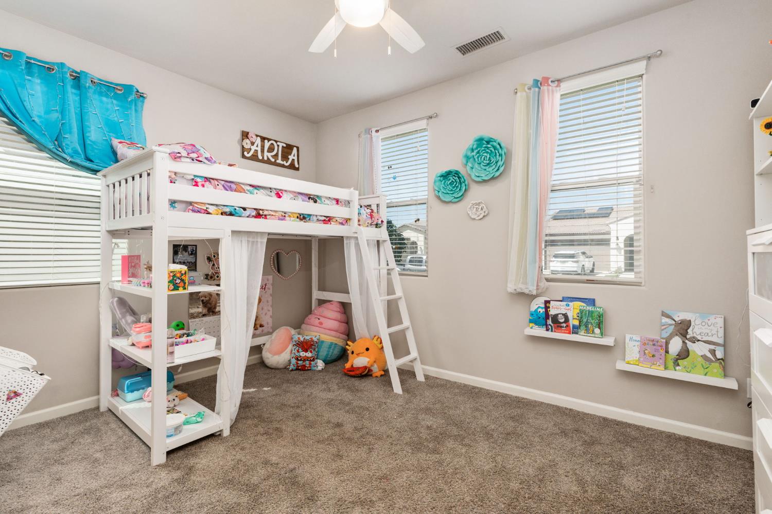 4110 Sussex Ave, Clovis, CA 93619