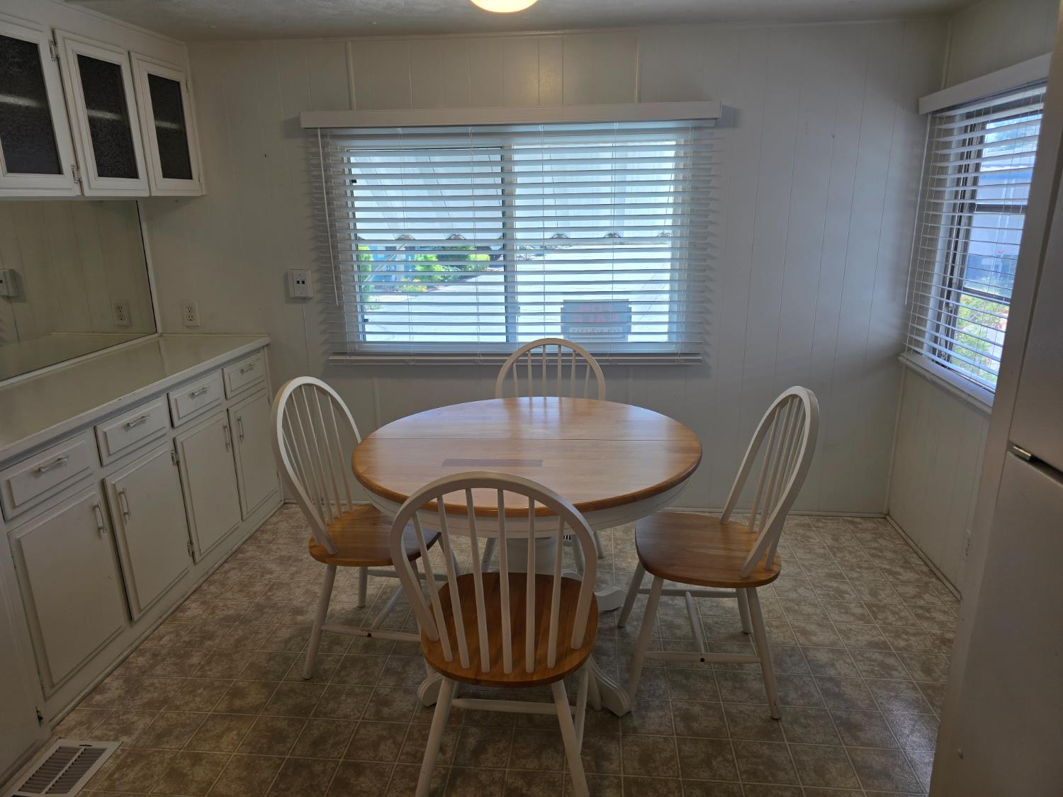 1724 Minnewawa Ave #164, Clovis, CA 93612