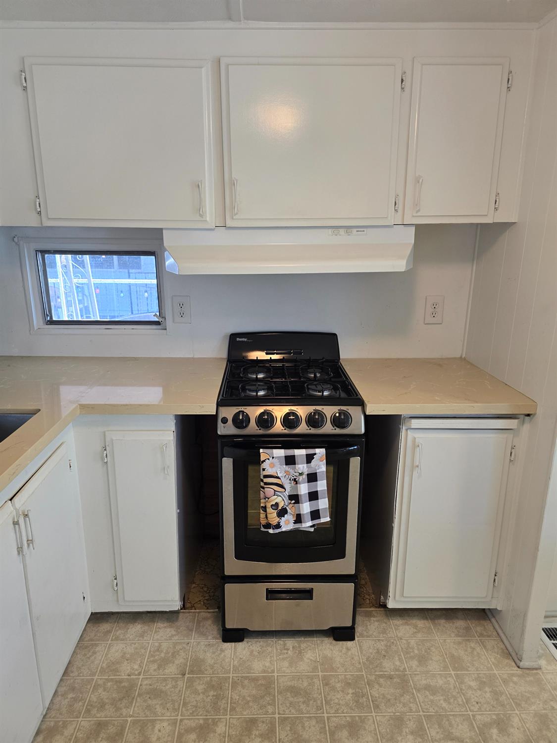 1724 Minnewawa Ave #164, Clovis, CA 93612