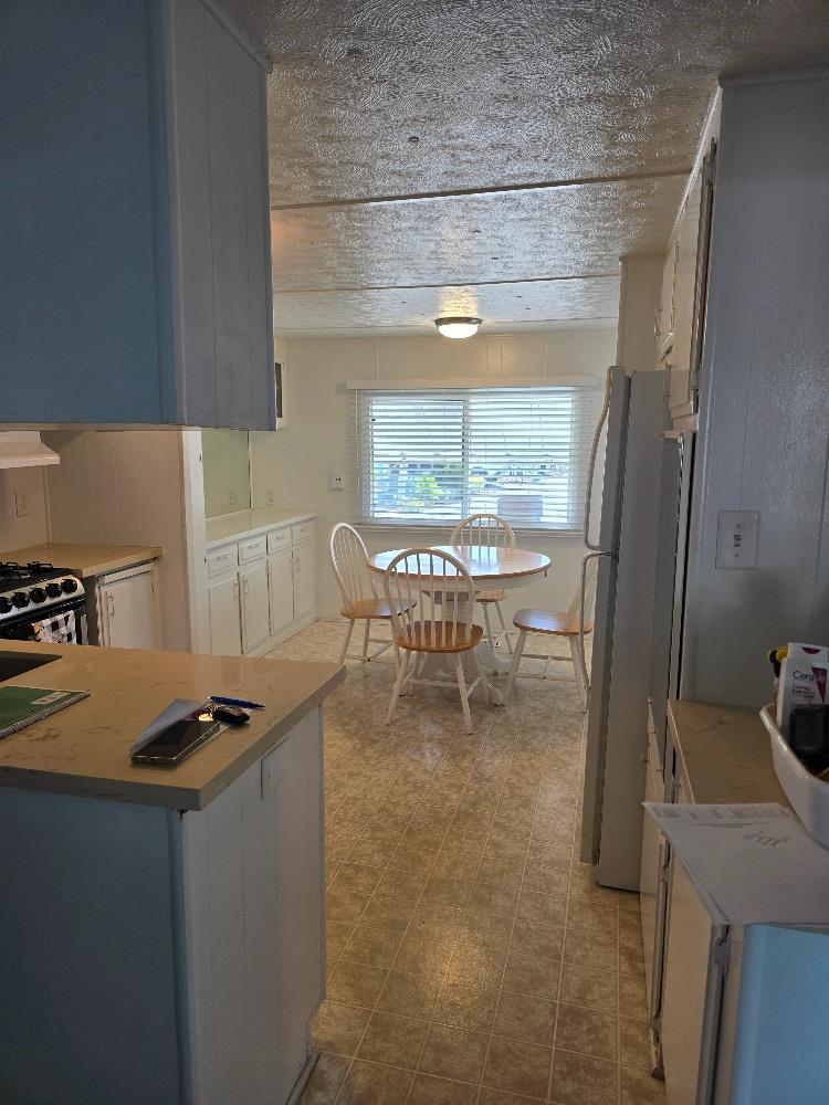 1724 Minnewawa Ave #164, Clovis, CA 93612