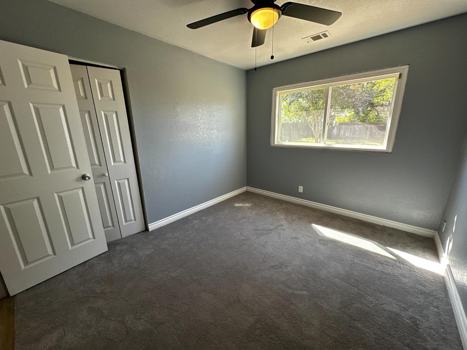 4104 E Ashlan Ave, Fresno, CA 93726