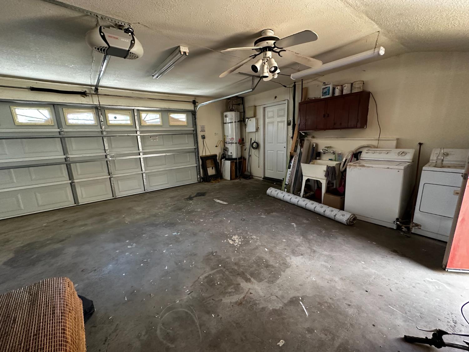 4104 E Ashlan Ave, Fresno, CA 93726