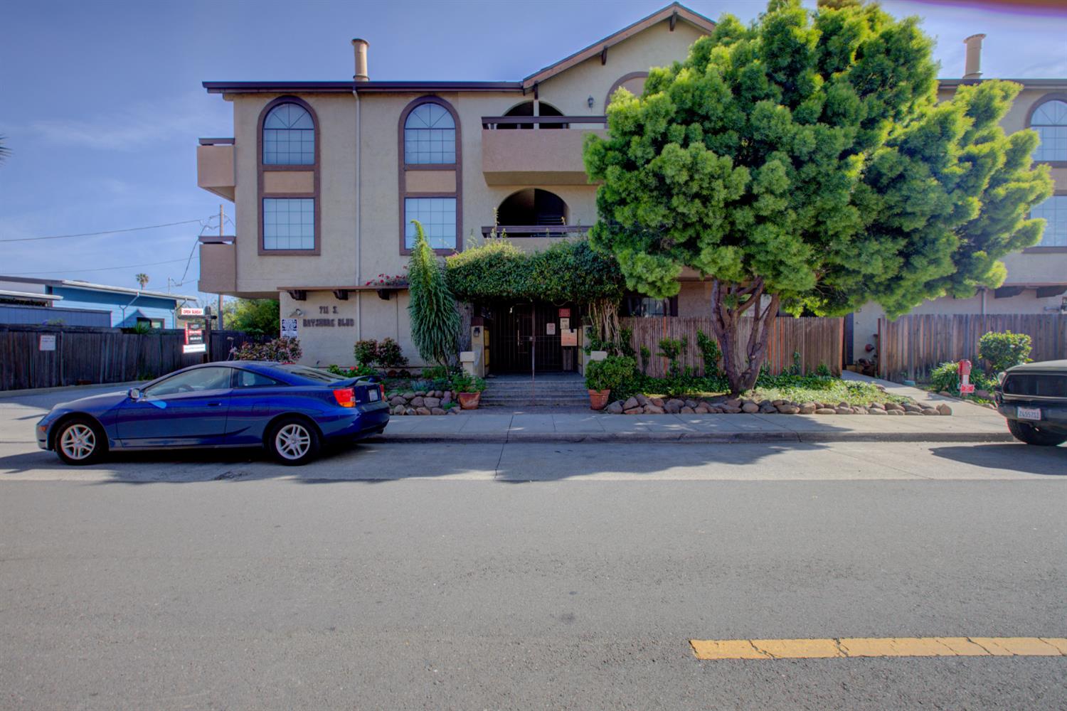 711 S Bayshore Blvd #10, San Mateo, CA 94401