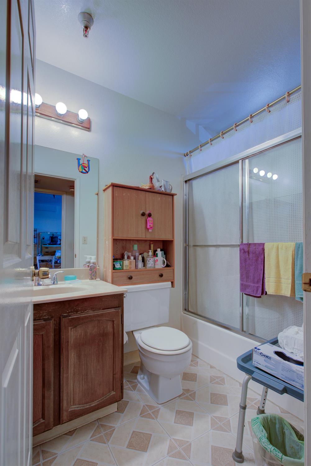 711 S Bayshore Blvd #10, San Mateo, CA 94401