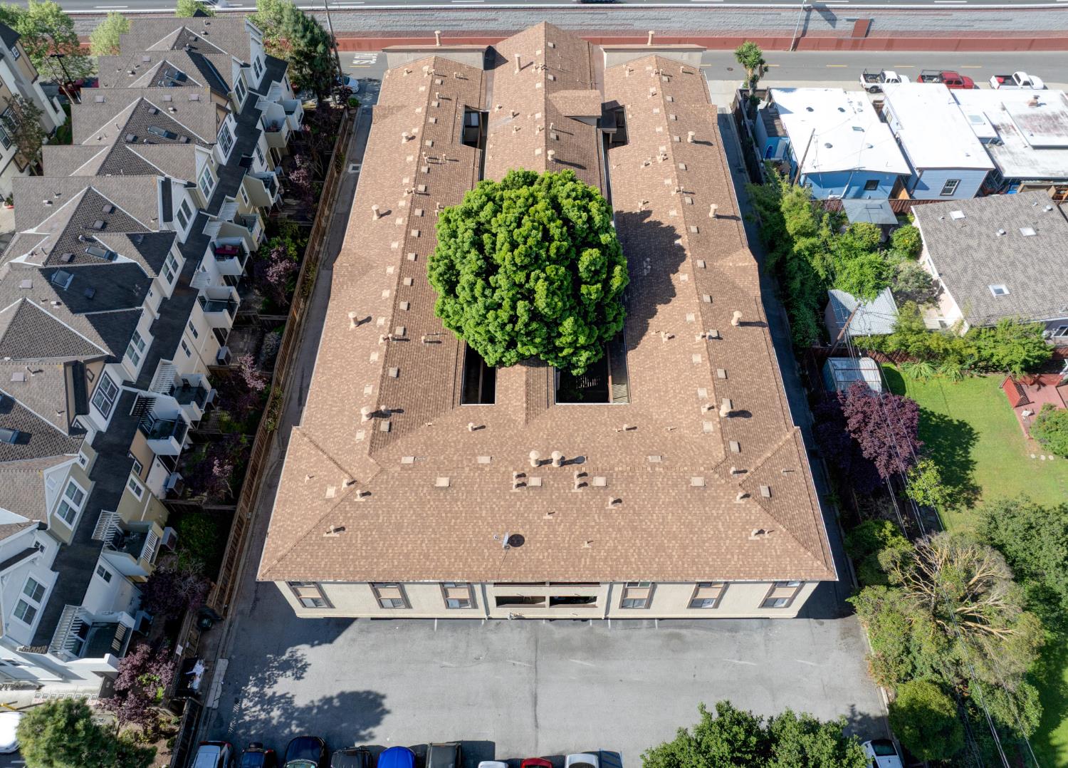 711 S Bayshore Blvd #10, San Mateo, CA 94401