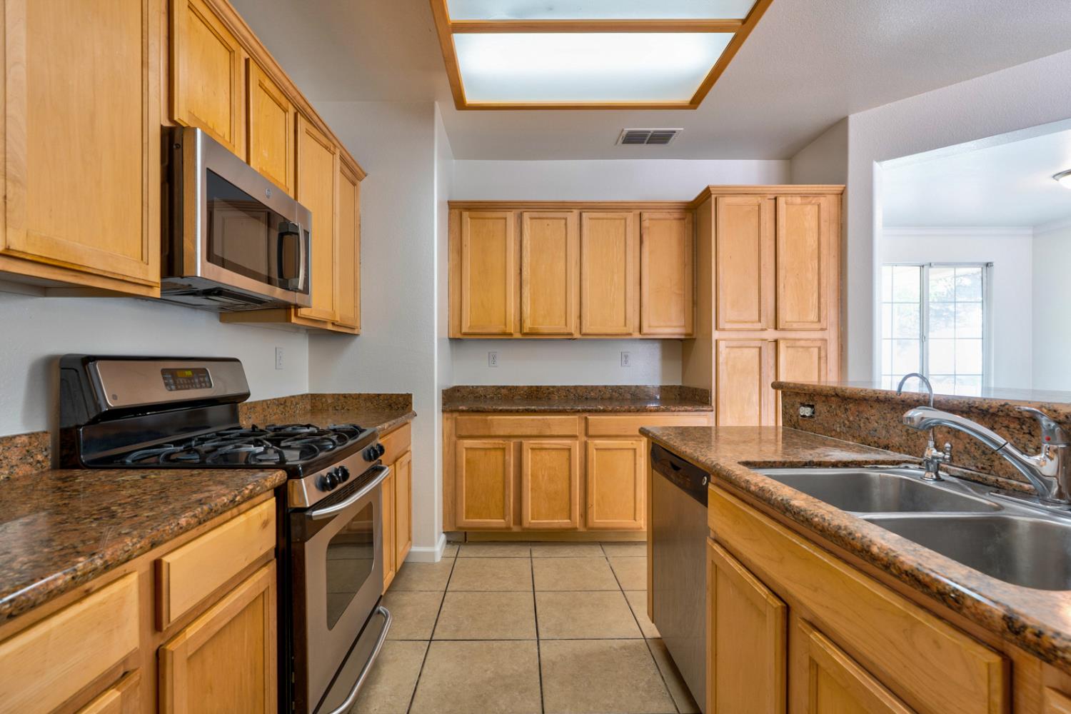 3516 Windsong Ct, Merced, CA 95340