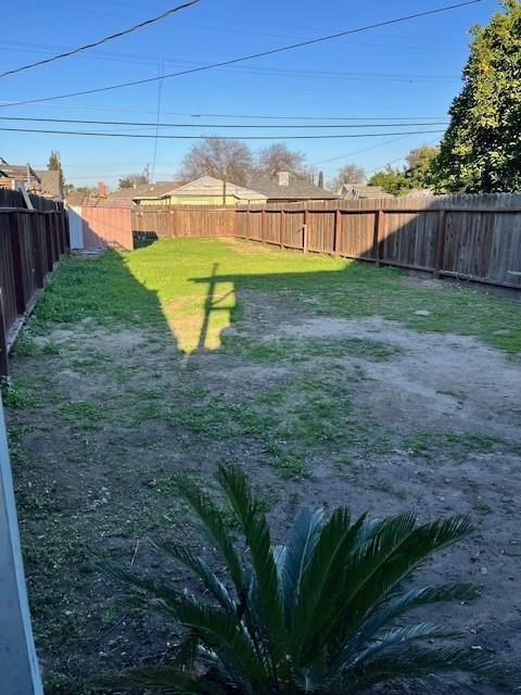 325 N 7Th St, Fowler, CA 93625