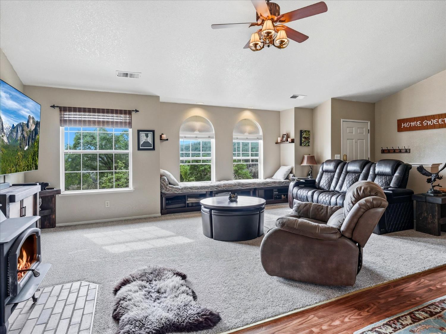 6132 Chowchilla Mountain Rd, Mariposa, CA 95338