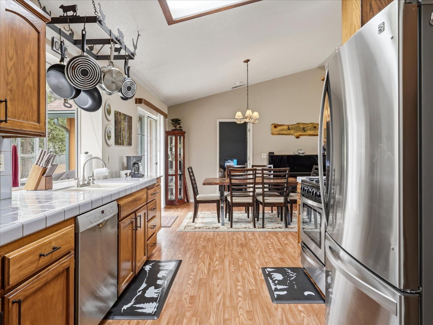 6132 Chowchilla Mountain Rd, Mariposa, CA 95338