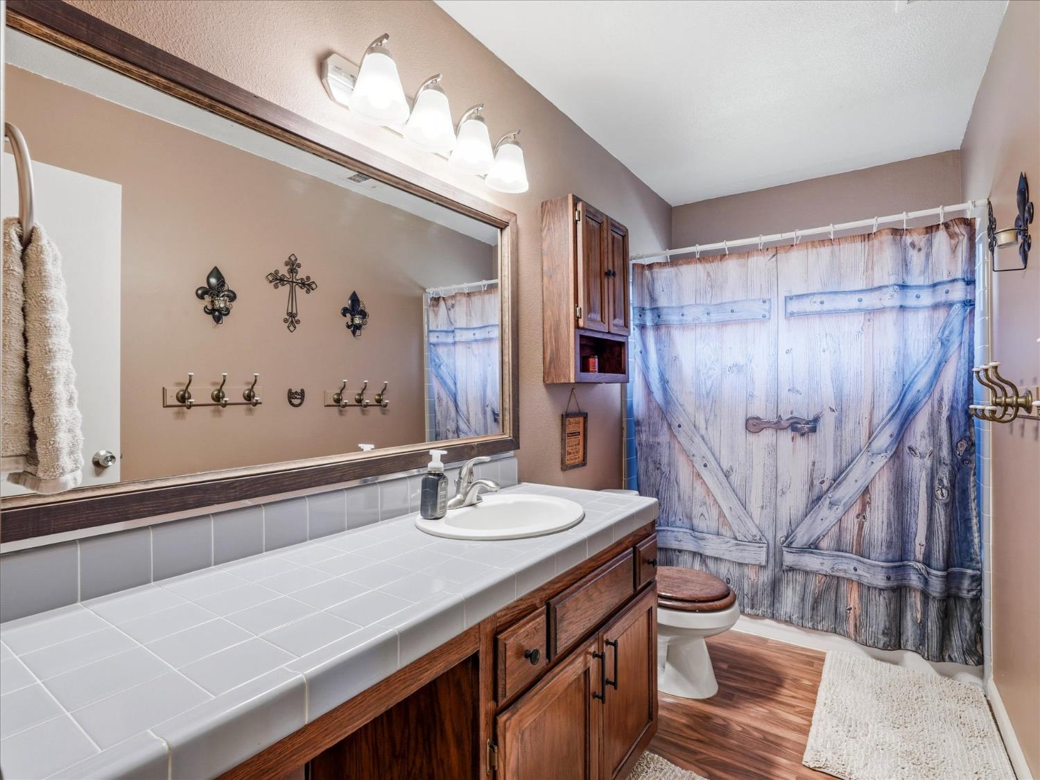 6132 Chowchilla Mountain Rd, Mariposa, CA 95338