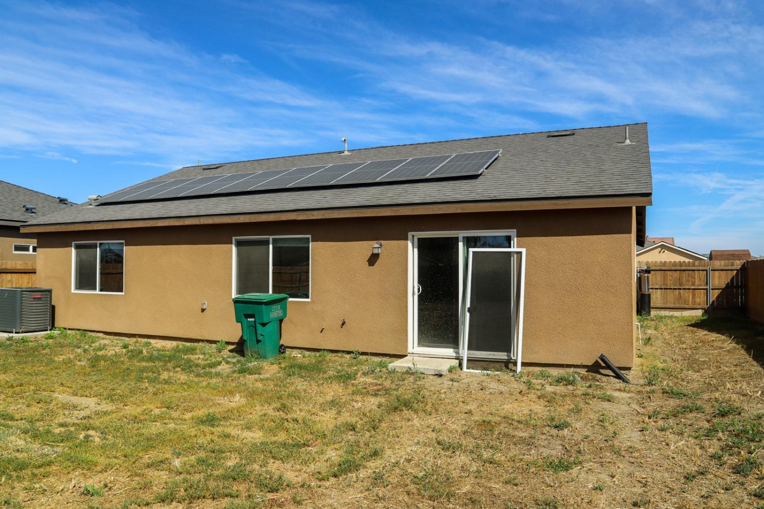 2035 W Chianti Way, Hanford, CA 93230