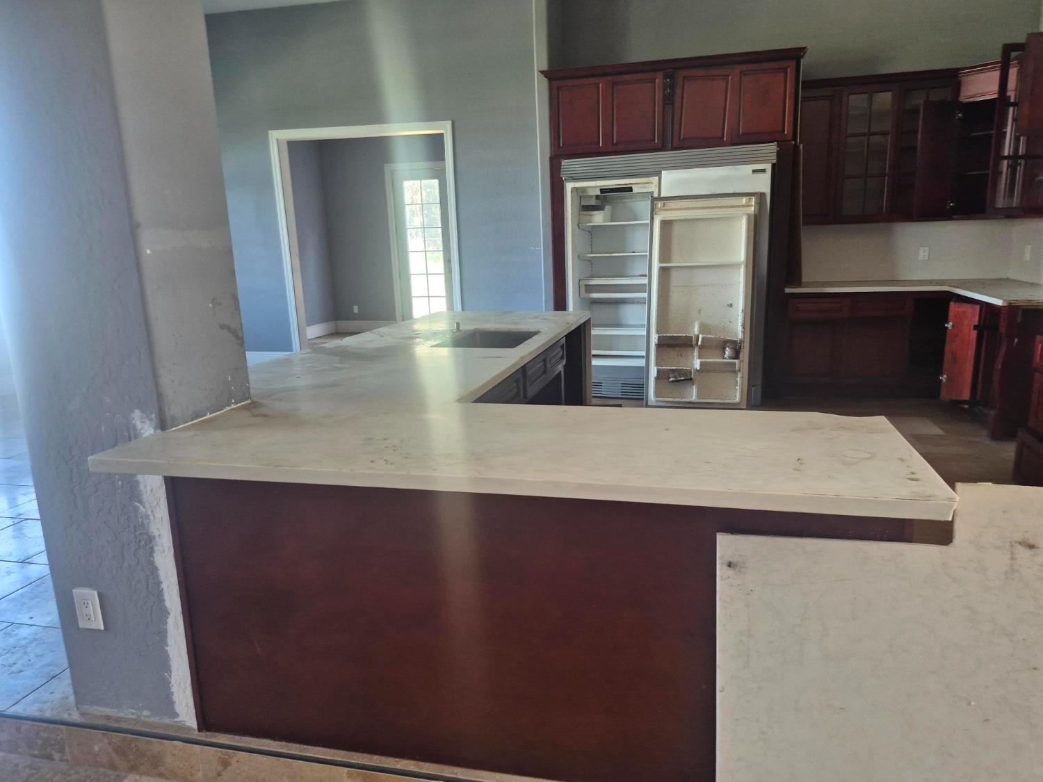 6136 E Church Ave, Fresno, CA 93727