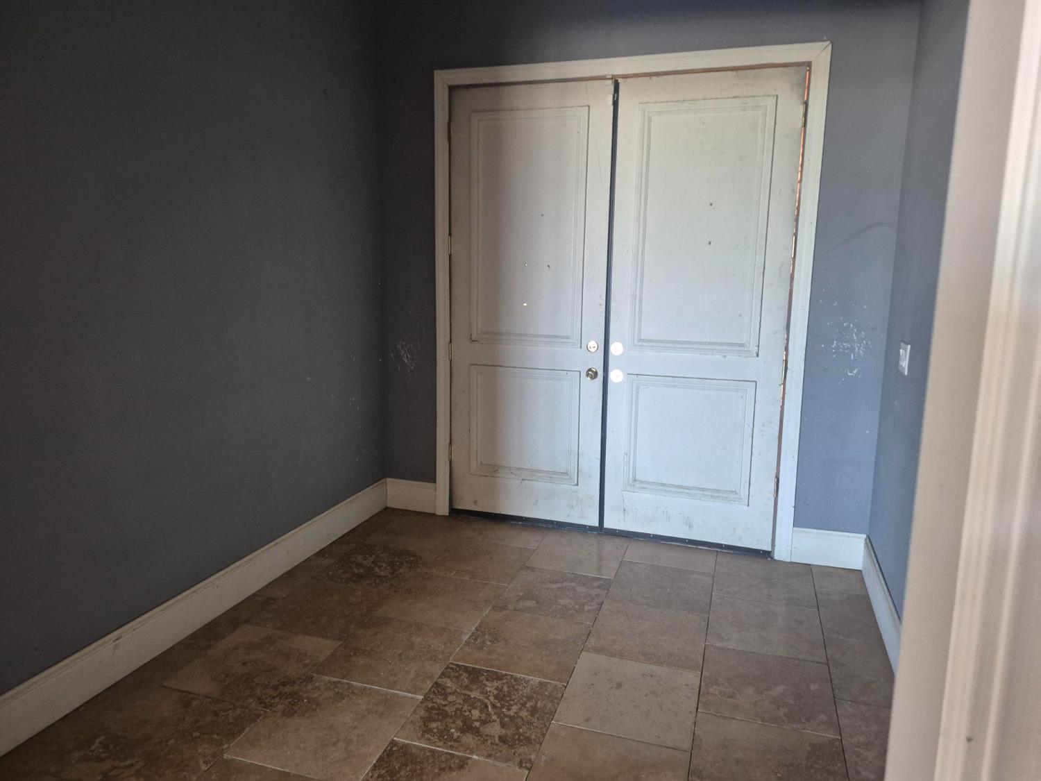 6136 E Church Ave, Fresno, CA 93727