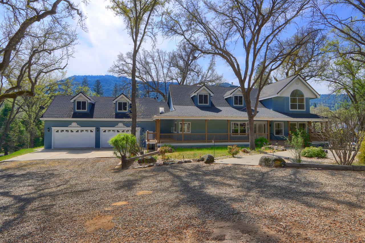 46580 Vista Del Rio Dr, Oakhurst, CA 93644