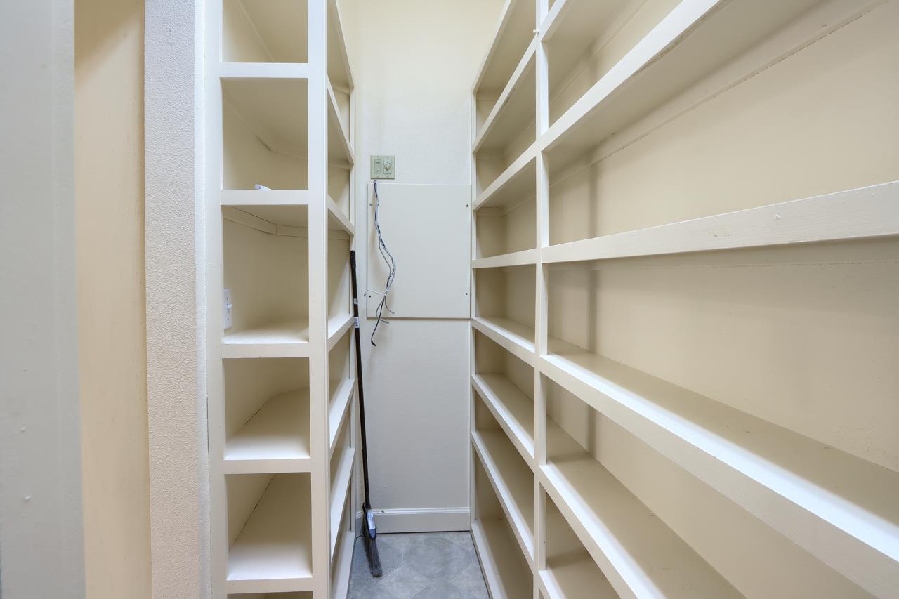 46580 Vista Del Rio Dr, Oakhurst, CA 93644