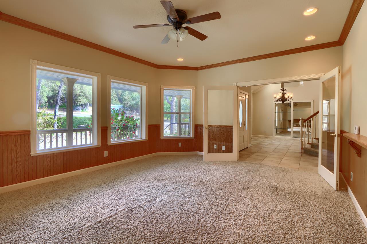 46580 Vista Del Rio Dr, Oakhurst, CA 93644