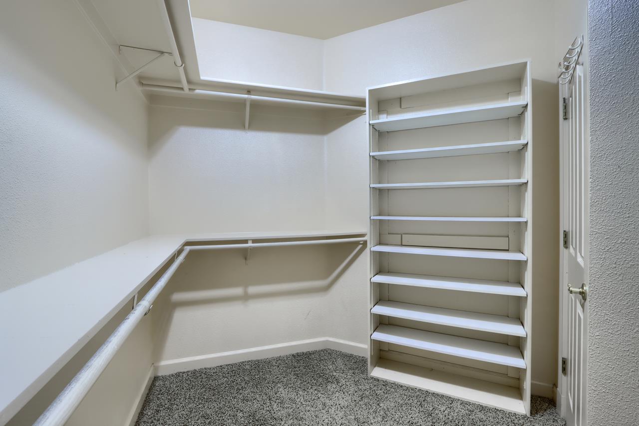 46580 Vista Del Rio Dr, Oakhurst, CA 93644