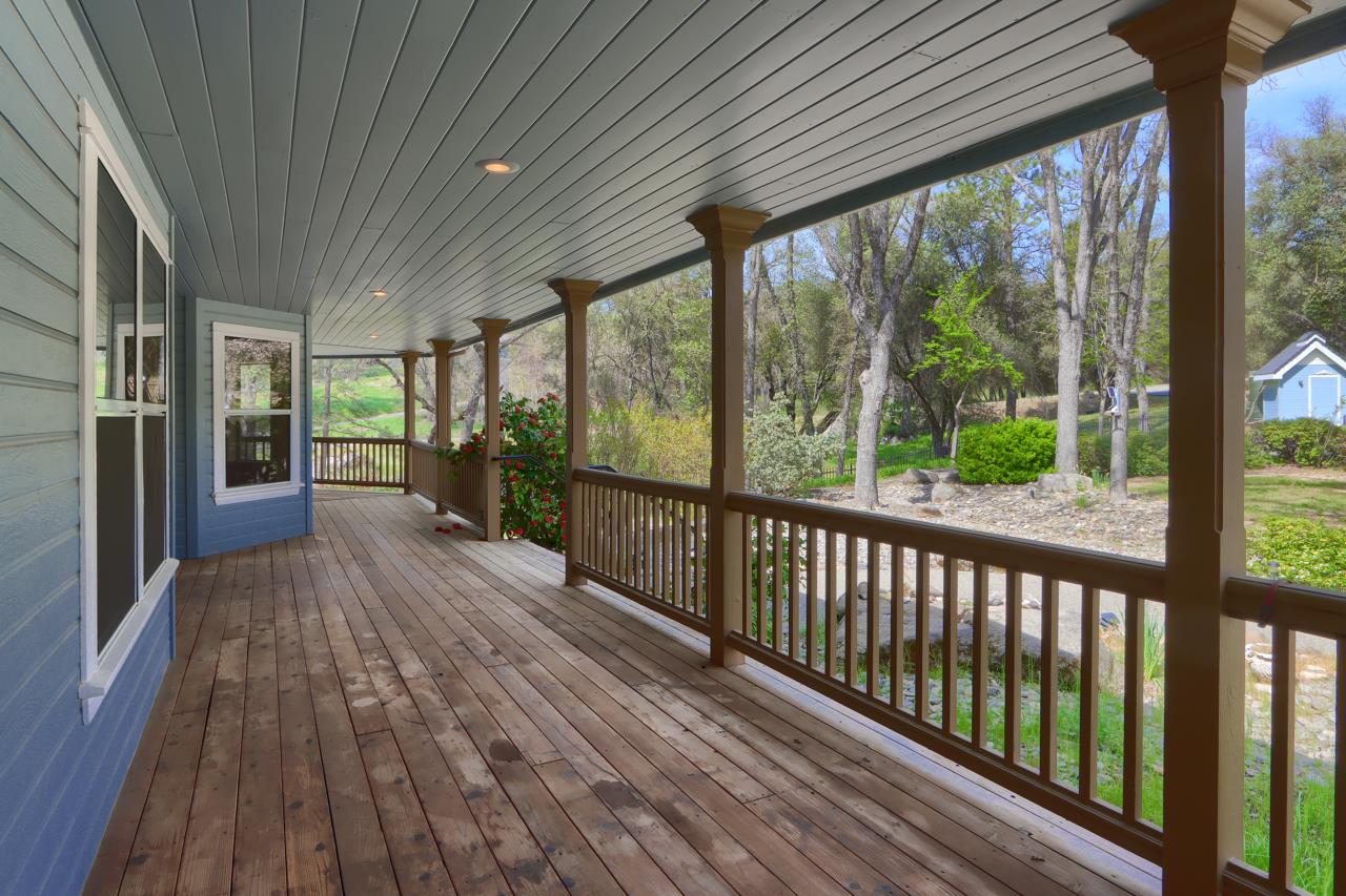 46580 Vista Del Rio Dr, Oakhurst, CA 93644