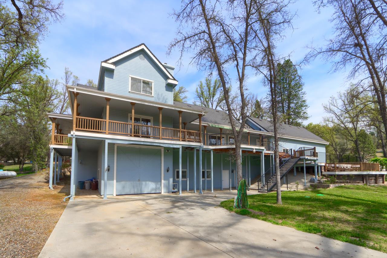 46580 Vista Del Rio Dr, Oakhurst, CA 93644