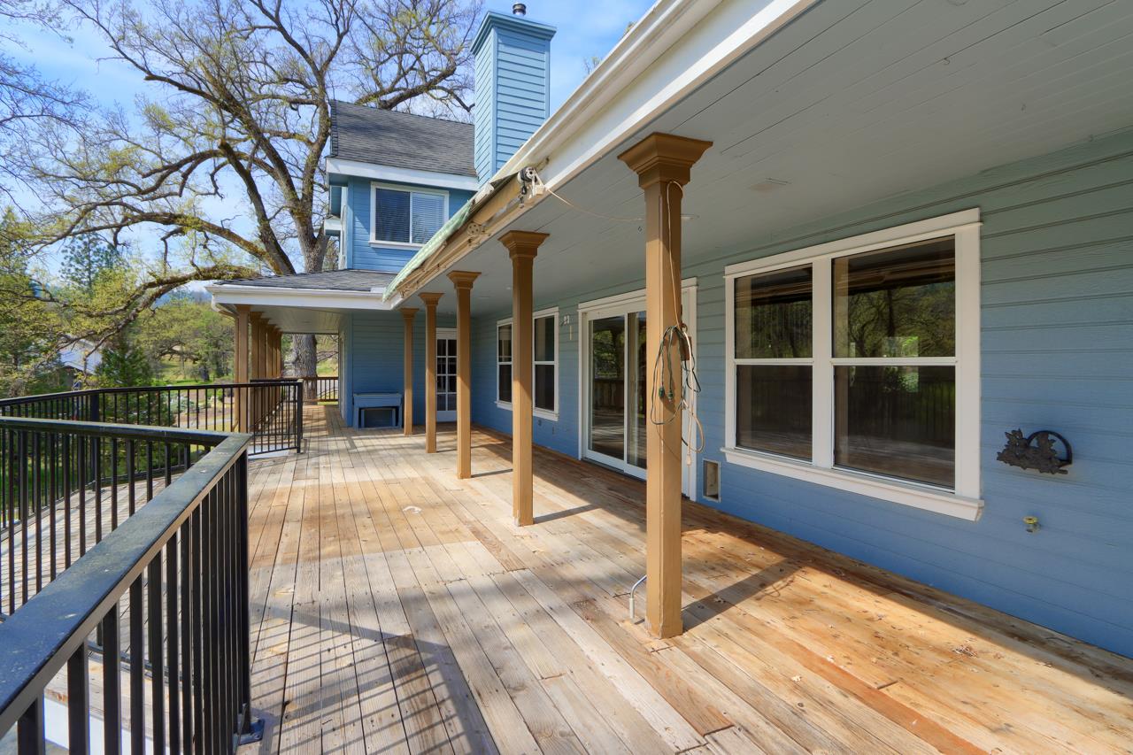 46580 Vista Del Rio Dr, Oakhurst, CA 93644