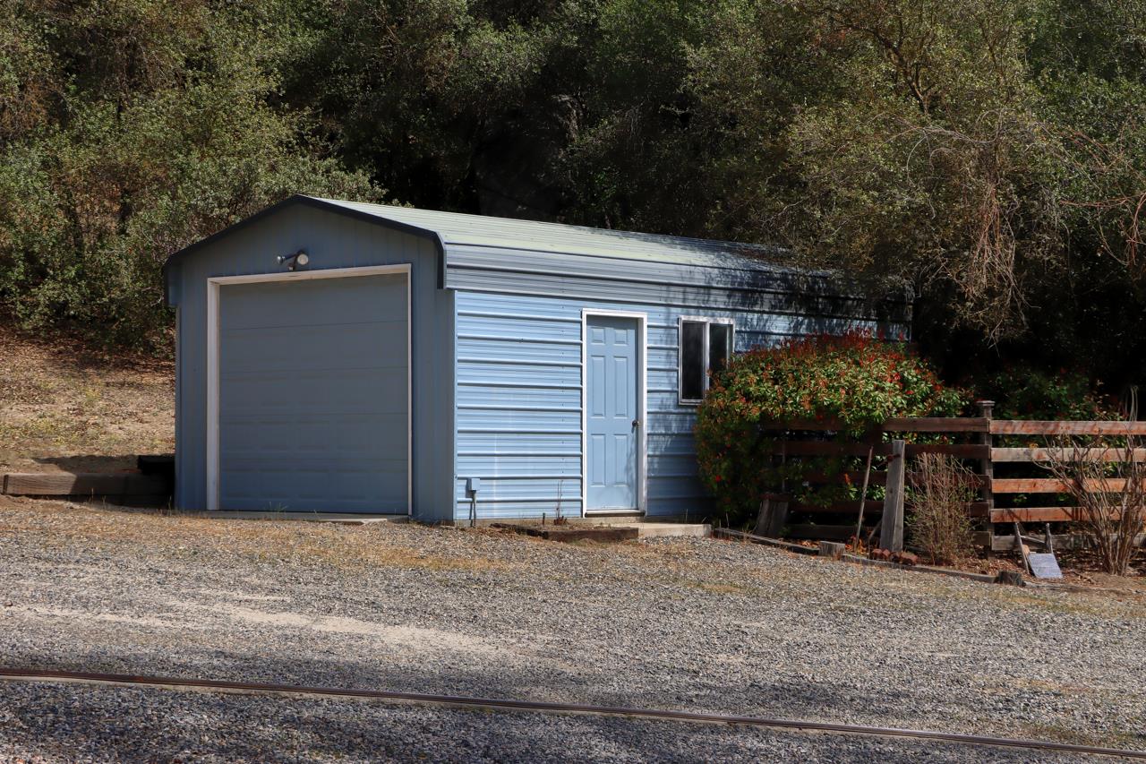 46580 Vista Del Rio Dr, Oakhurst, CA 93644