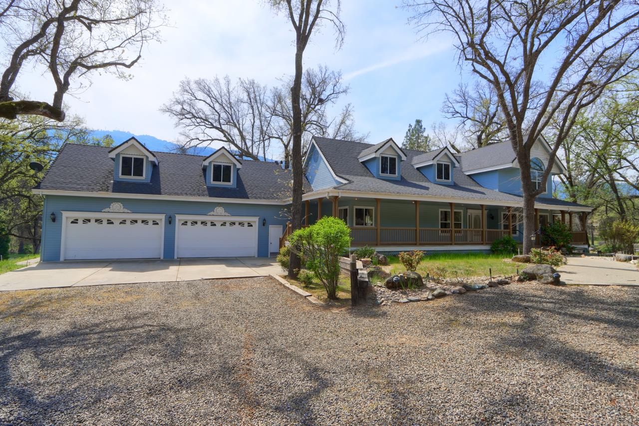 46580 Vista Del Rio Dr, Oakhurst, CA 93644