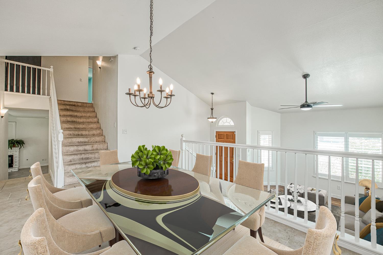 1323 Oak Ave, Clovis, CA 93611