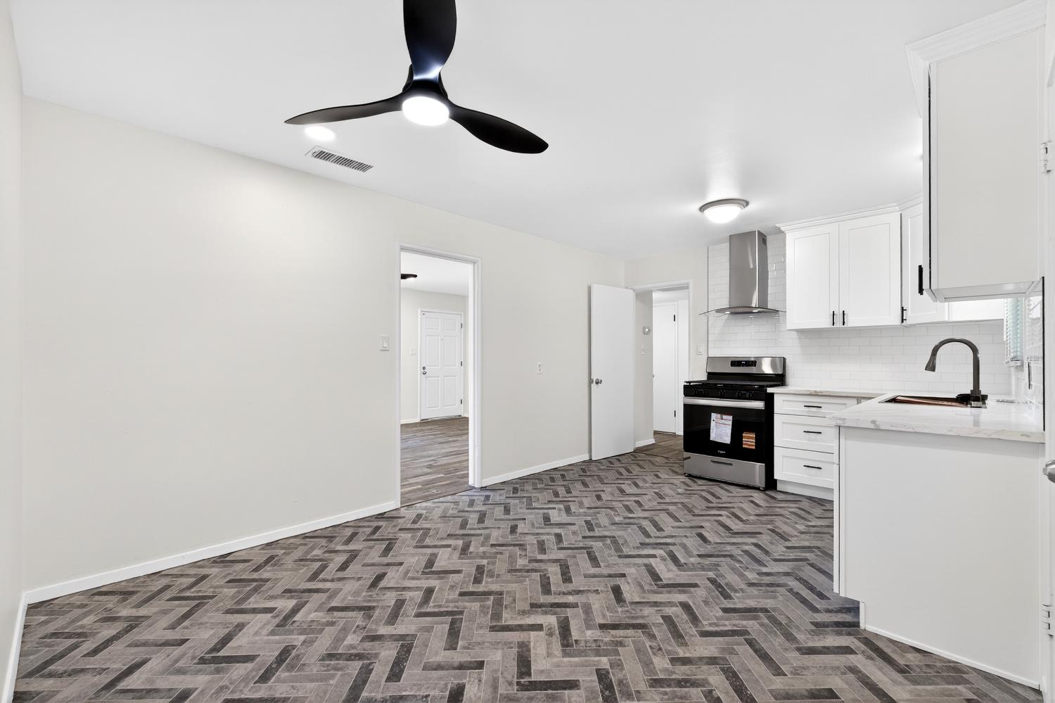 1812 W Bellaire Way, Fresno, CA 93705