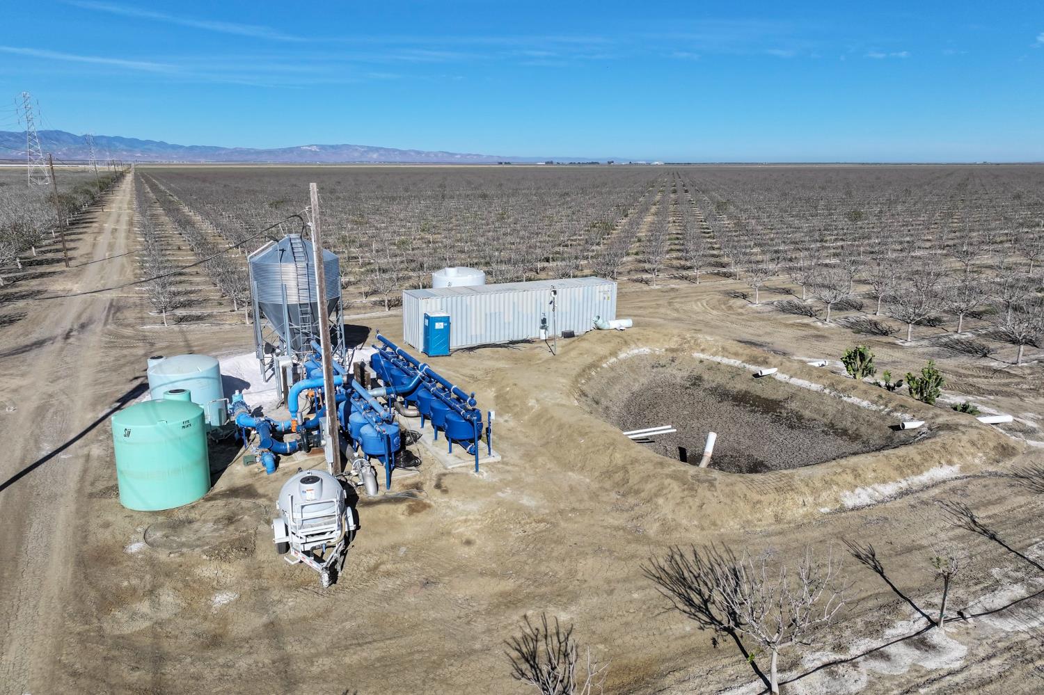 22889 S Colusa Ave, Five Points, CA 93624