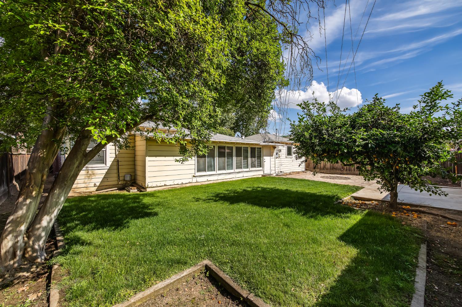 3411 N Wishon Ave, Fresno, CA 93704