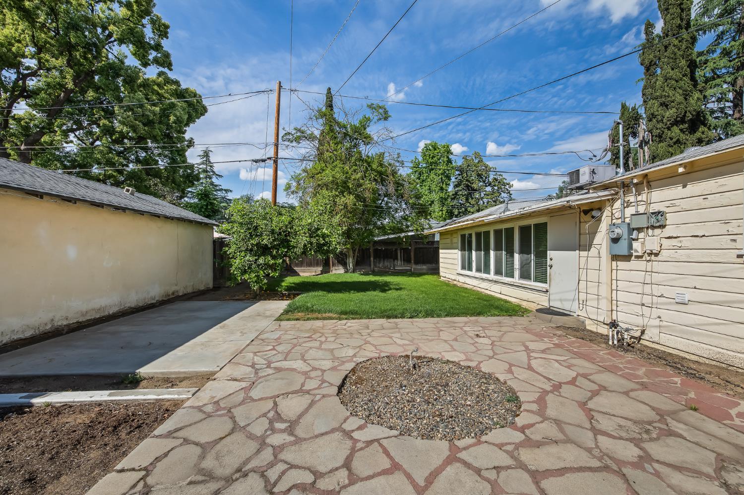 3411 N Wishon Ave, Fresno, CA 93704