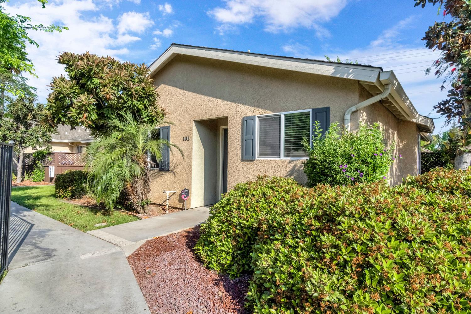 3739 W Bullard Ave #101, Fresno, CA 93711