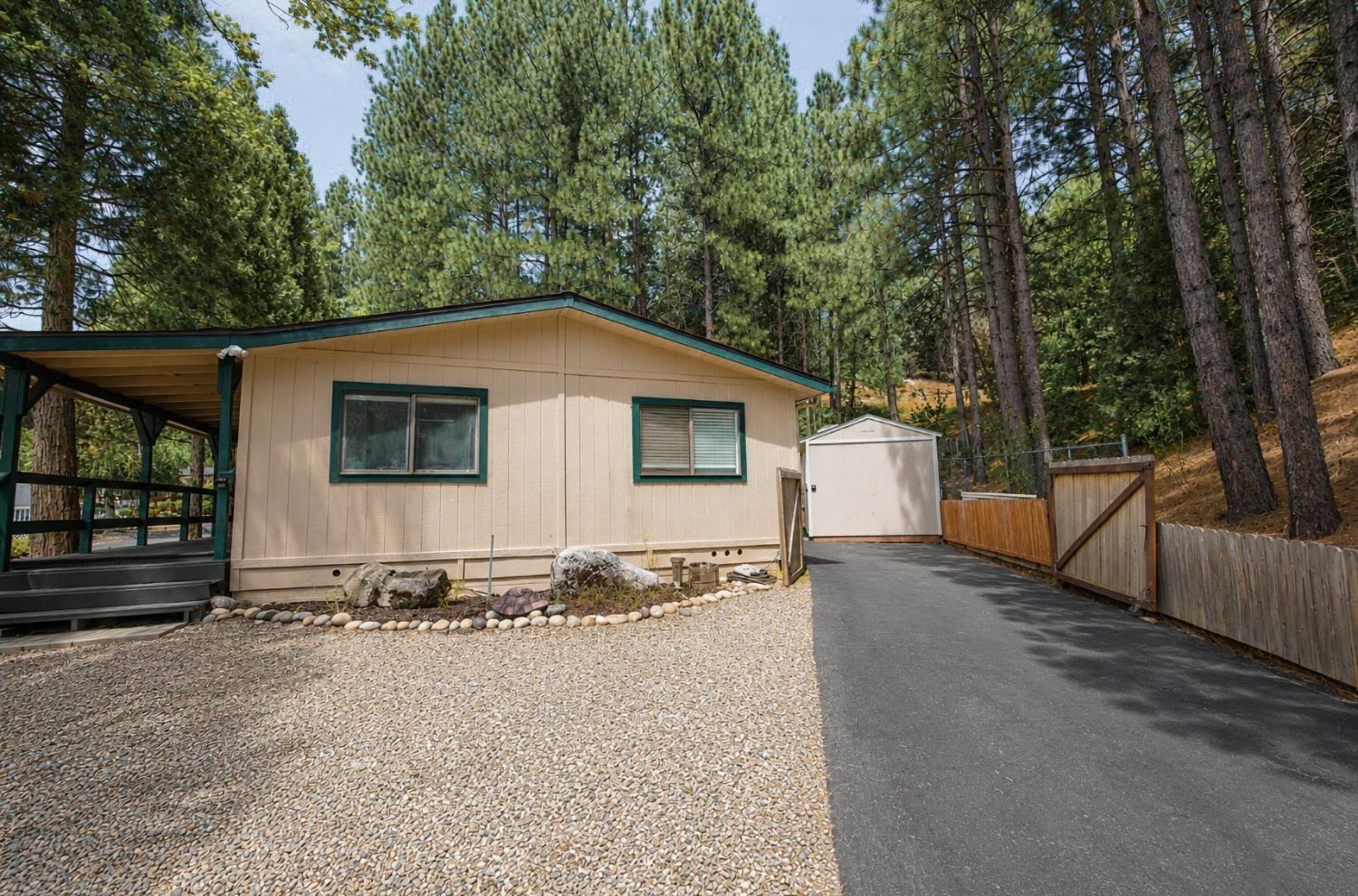 39737 Road 274 #63, Bass Lake, CA 93604