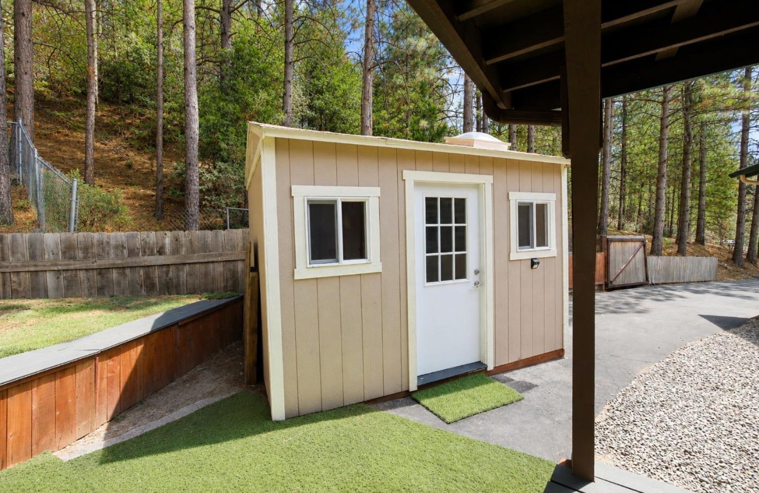 39737 Road 274 #63, Bass Lake, CA 93604