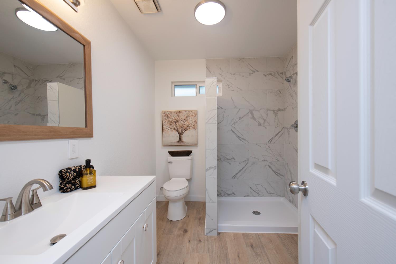 5356 N Bond St, Fresno, CA 93710