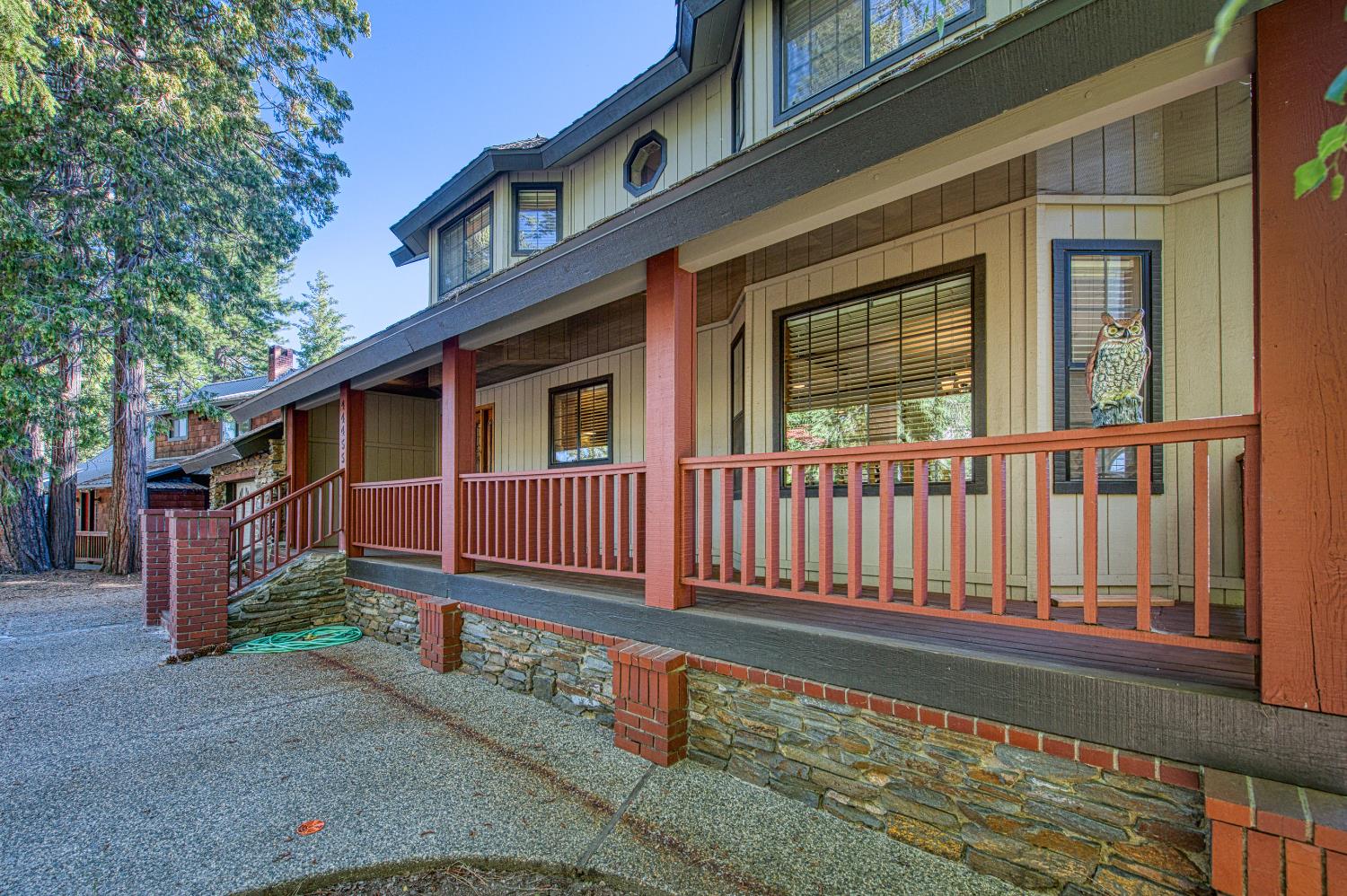 44455 Hillcrest Ave, Shaver Lake, CA 93664