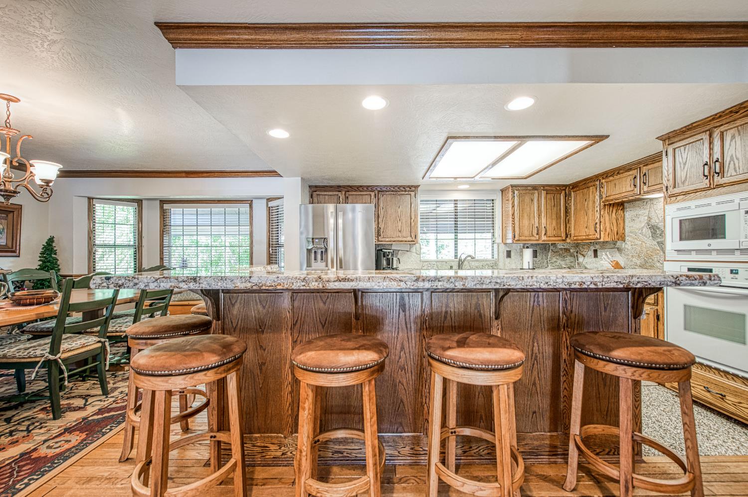 44455 Hillcrest Ave, Shaver Lake, CA 93664