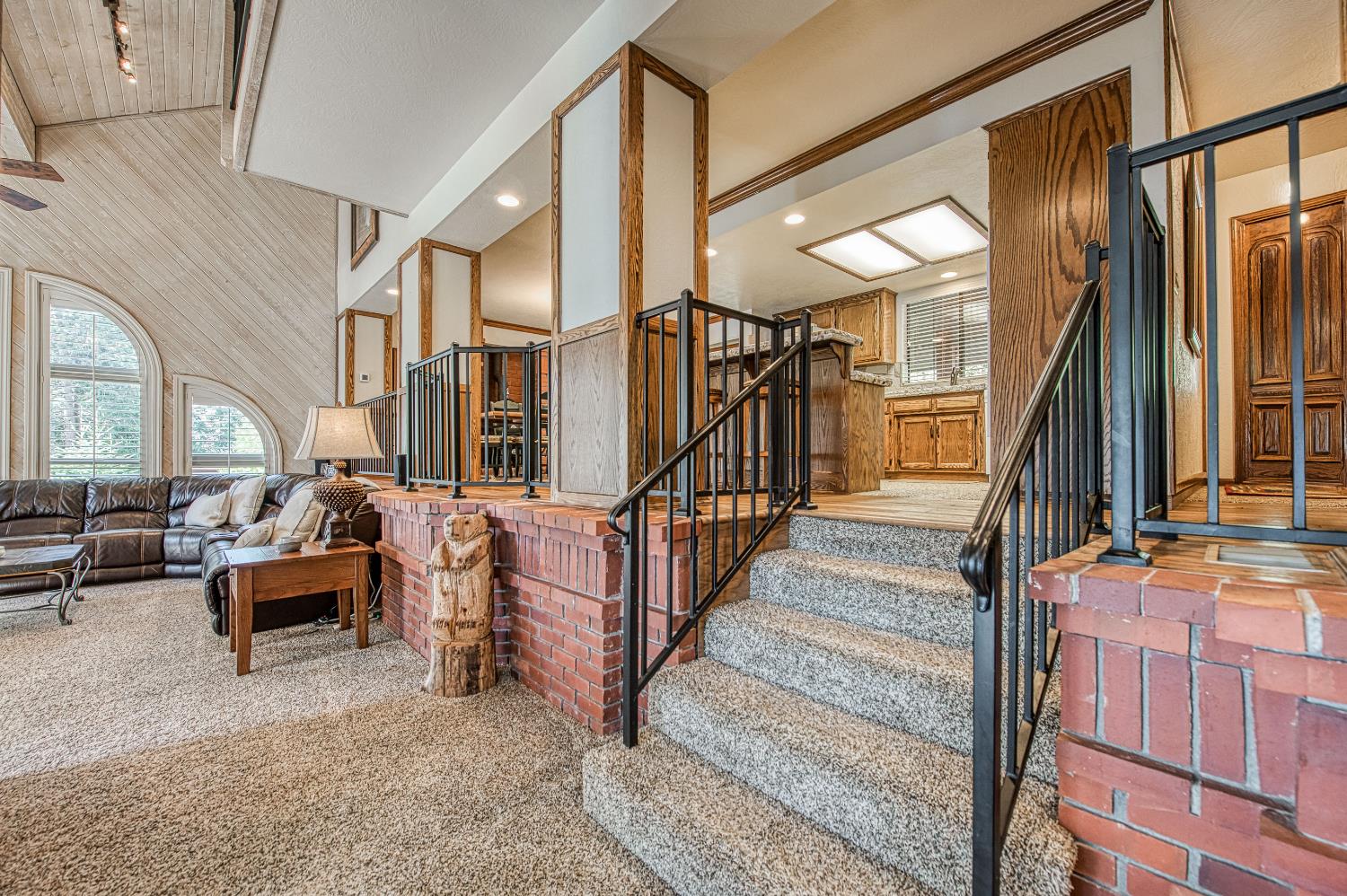 44455 Hillcrest Ave, Shaver Lake, CA 93664