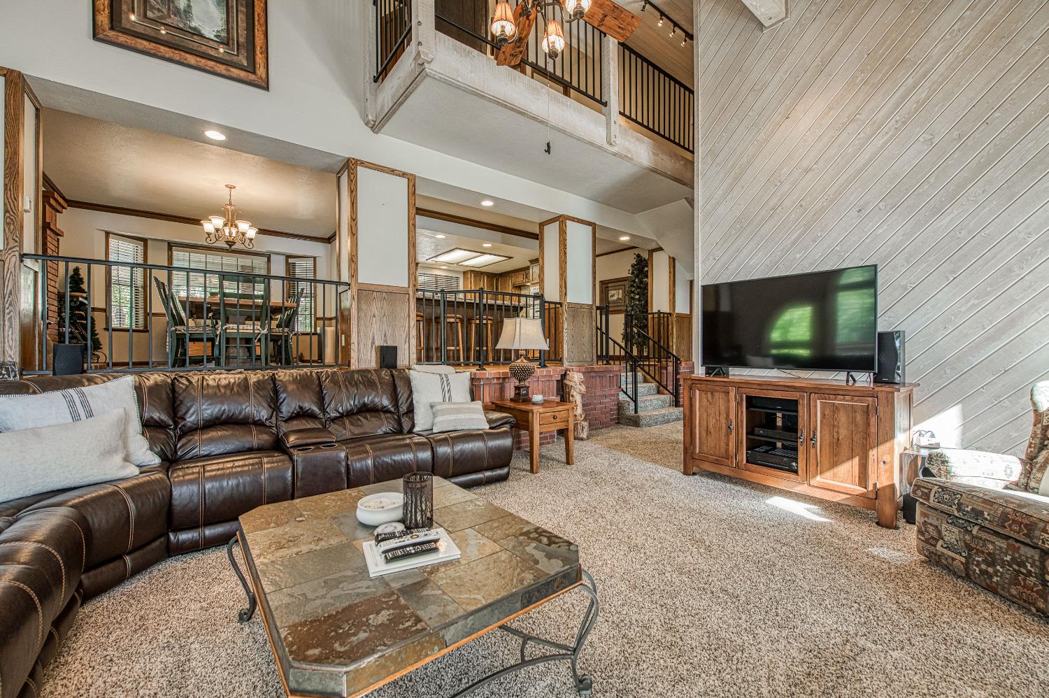 44455 Hillcrest Ave, Shaver Lake, CA 93664