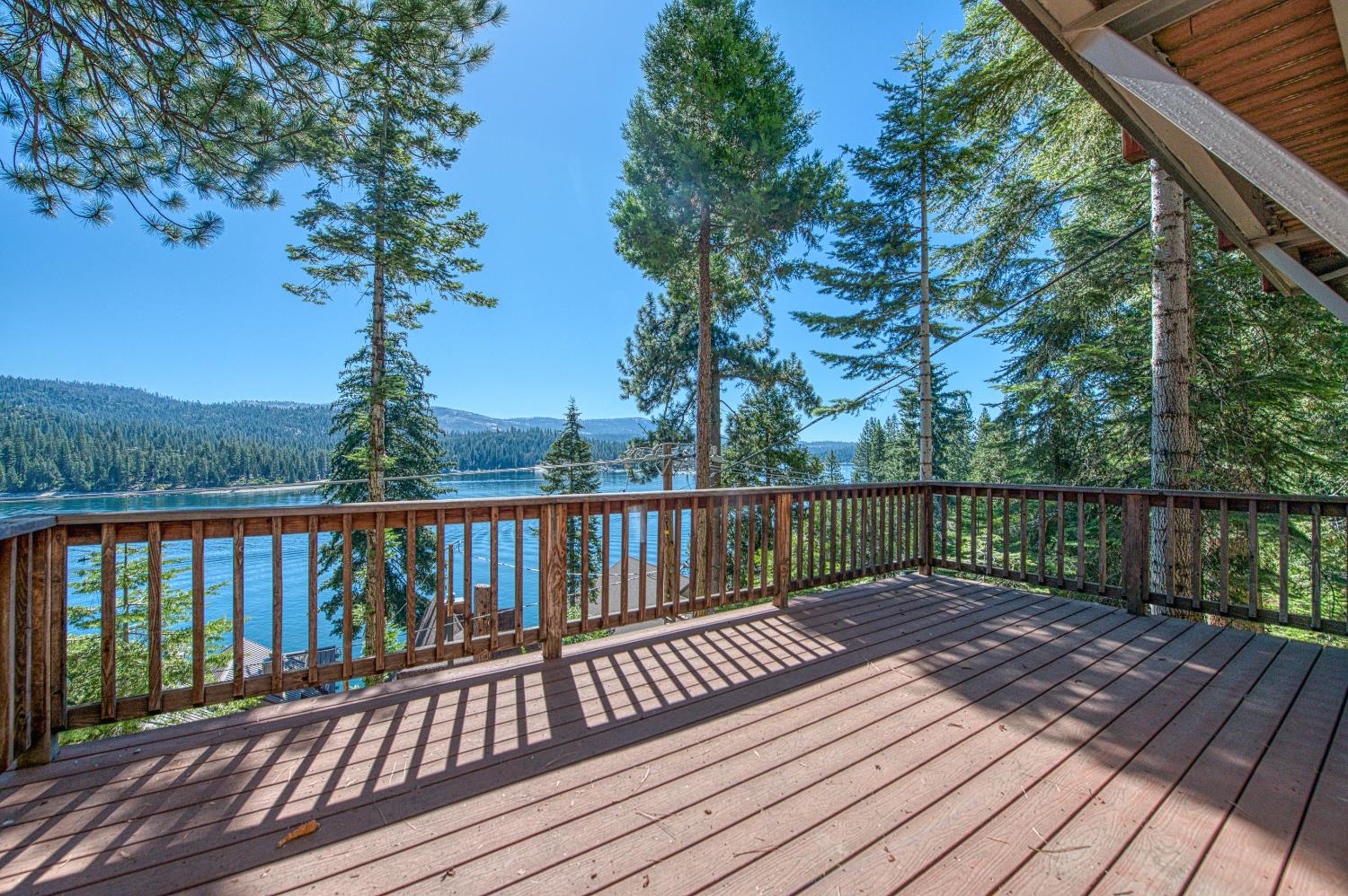 44455 Hillcrest Ave, Shaver Lake, CA 93664