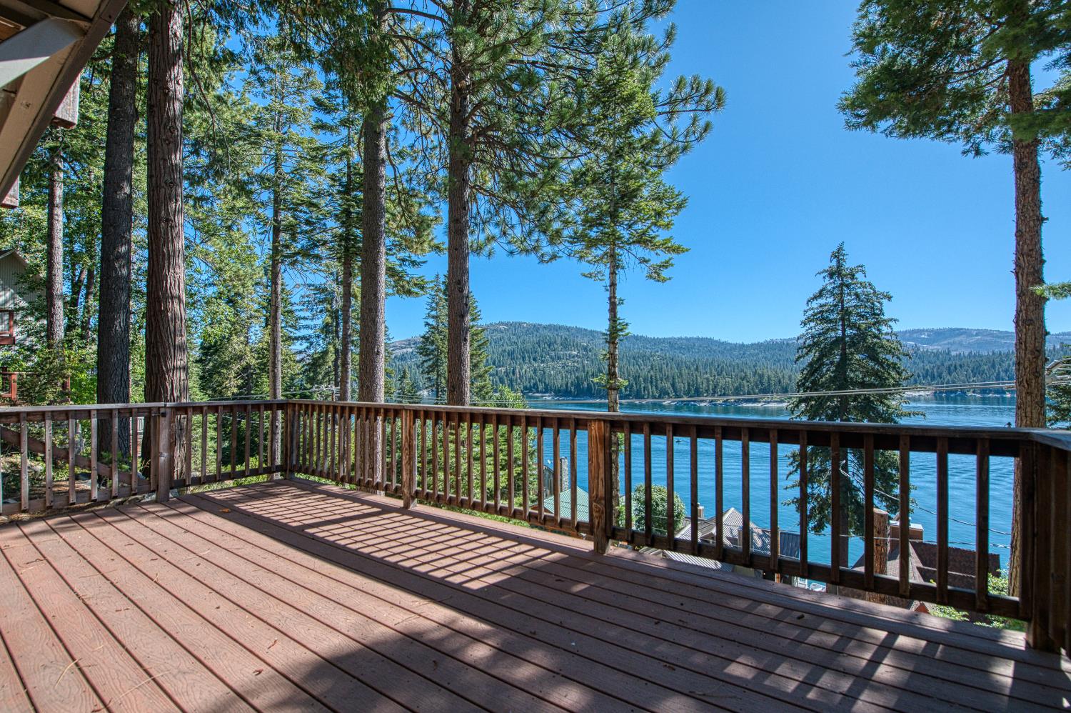 44455 Hillcrest Ave, Shaver Lake, CA 93664